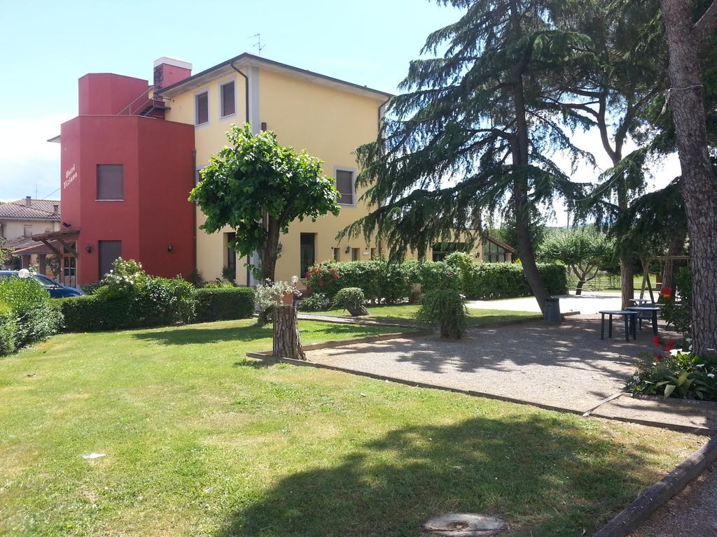 Hotel Tiziana Montepulciano Stazione Екстериор снимка