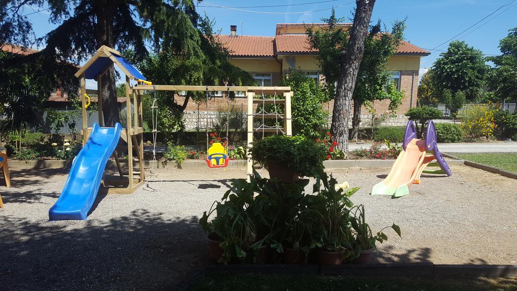 Hotel Tiziana Montepulciano Stazione Екстериор снимка