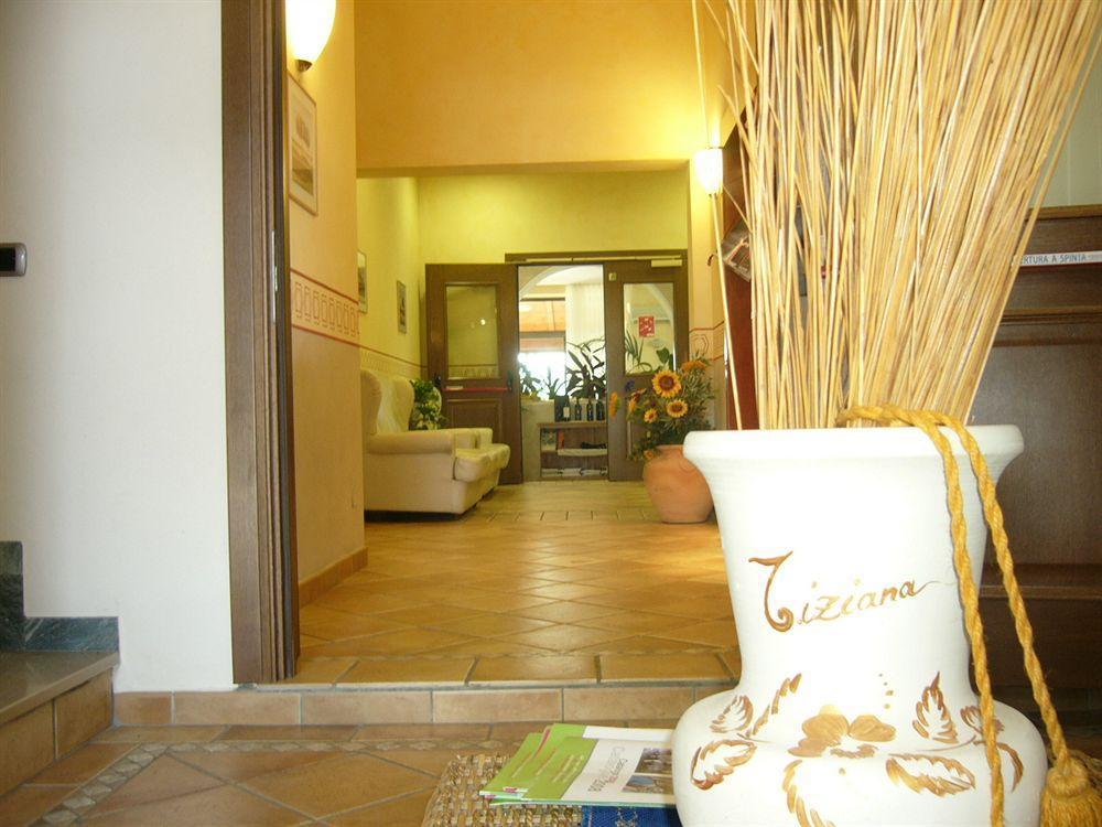 Hotel Tiziana Montepulciano Stazione Екстериор снимка